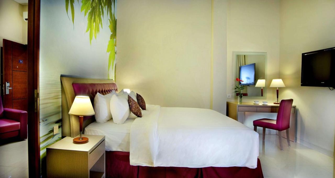 กูตา เซ็นทรัลพาร์ค โฮเต็ล Hotel ภายนอก รูปภาพ