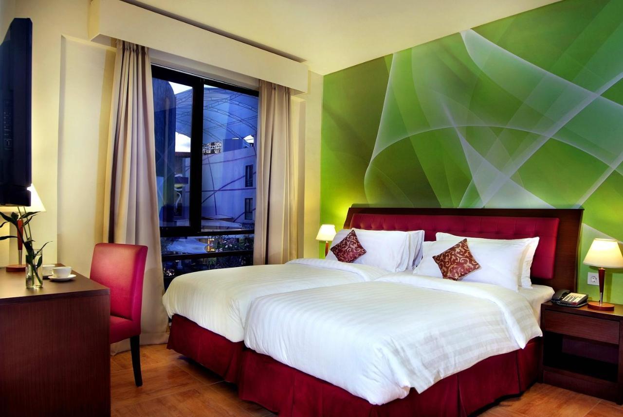 กูตา เซ็นทรัลพาร์ค โฮเต็ล Hotel ภายนอก รูปภาพ