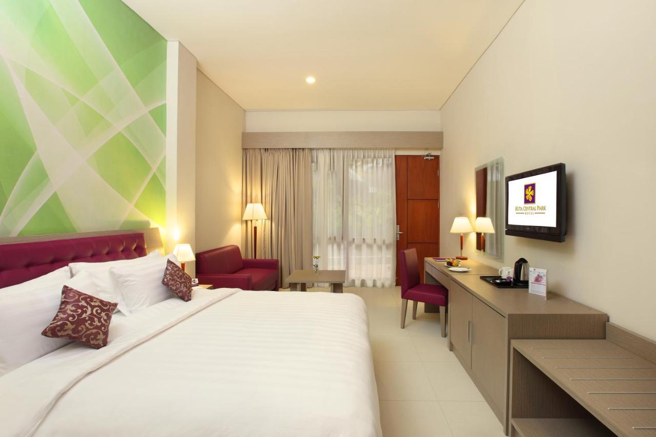 กูตา เซ็นทรัลพาร์ค โฮเต็ล Hotel ภายนอก รูปภาพ